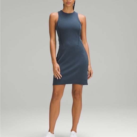 lululemon athletica Dresses & Skirts - Lululemon Softstreme dress